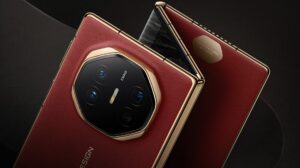 Huawei Mate XT2